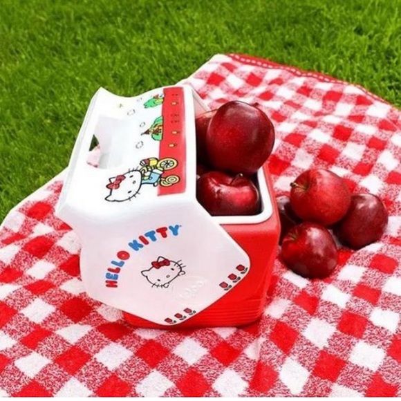 Hello Kitty Other - Hello Kitty Playmate Cooler